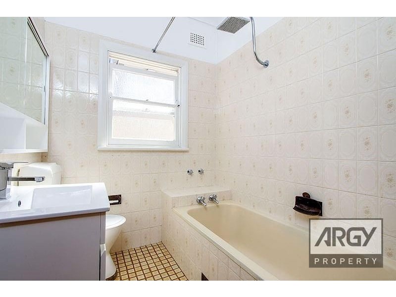 16 Pasadena Street, Monterey NSW 2217