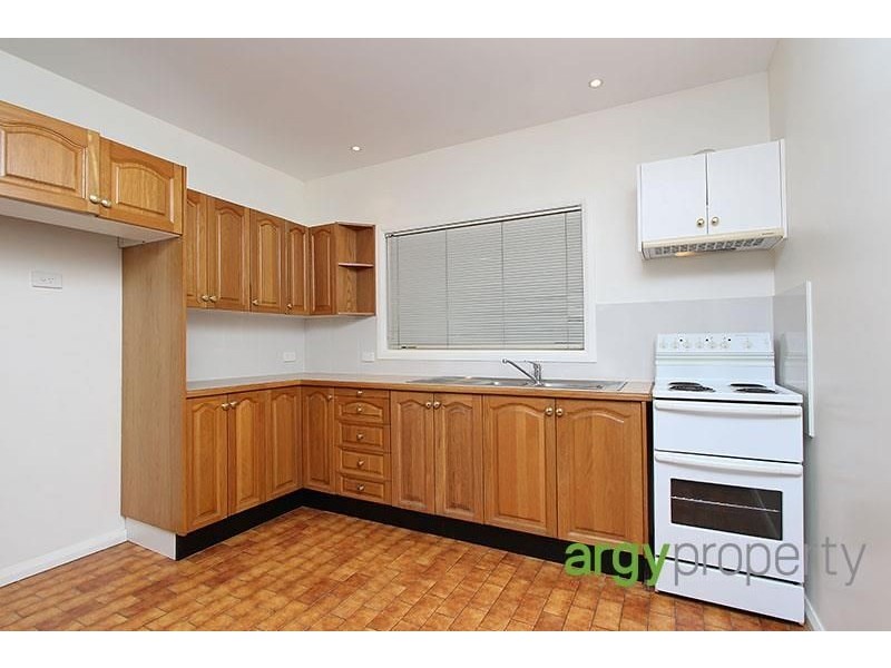 28a Bignell Street, Illawong NSW 2234