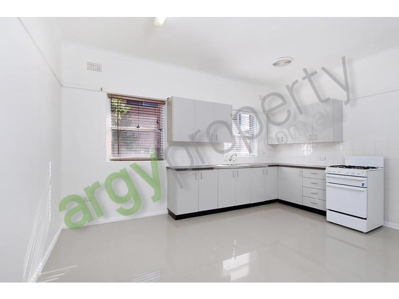 5 Baumans Road, Riverwood NSW 2210