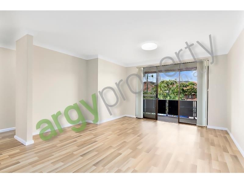 8/27 Willison Road, Carlton NSW 2218