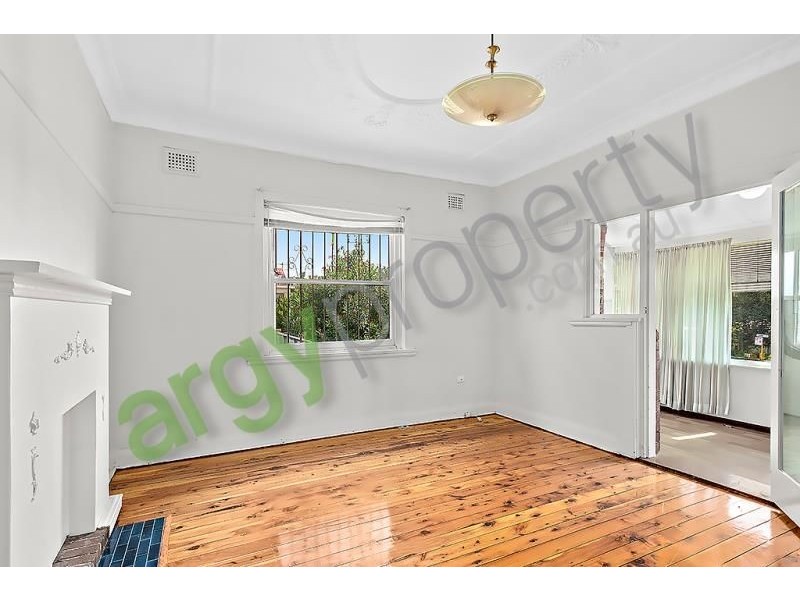 17 Park Road, Carlton NSW 2218