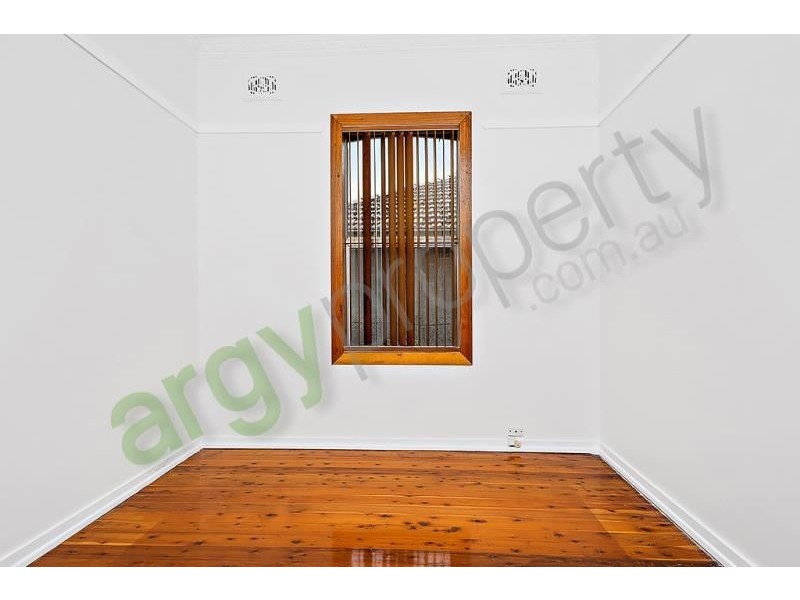 10 Glenfarne St, Bexley NSW 2207