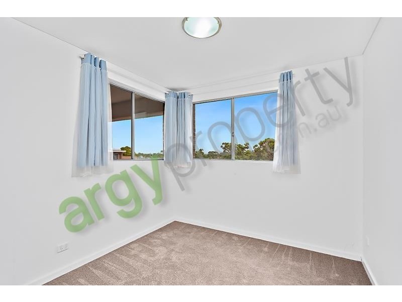 5/38-40 Gover Street, Peakhurst NSW 2210