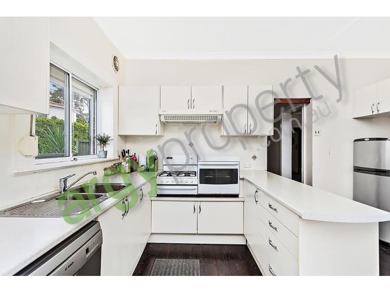 52 Lansdowne Parade, Oatley NSW 2223