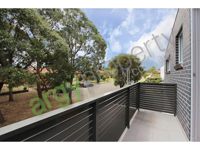 1 Stoddart Street, Roselands NSW 2196