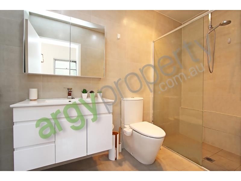 1 Stoddart Street, Roselands NSW 2196