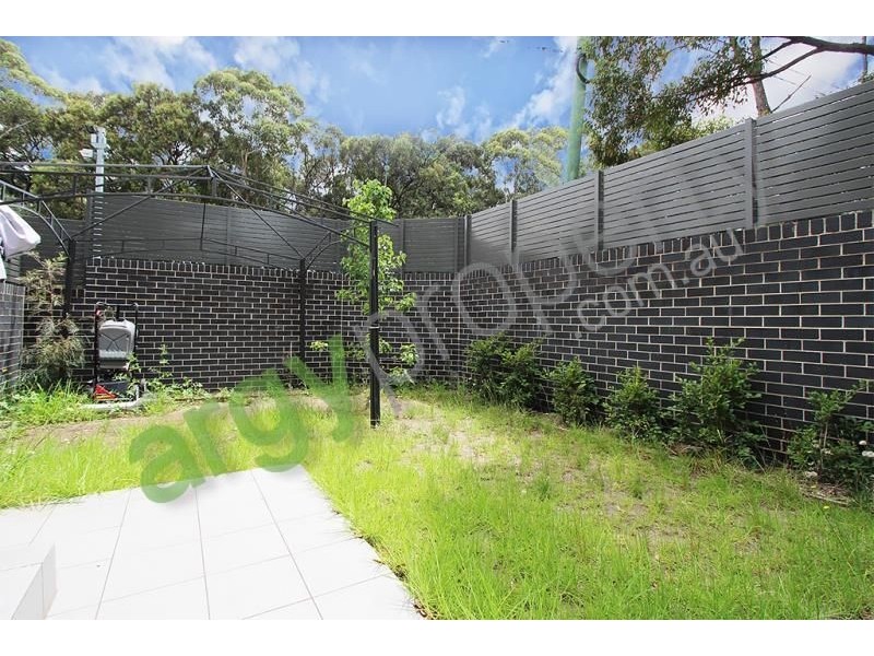 1 Stoddart Street, Roselands NSW 2196