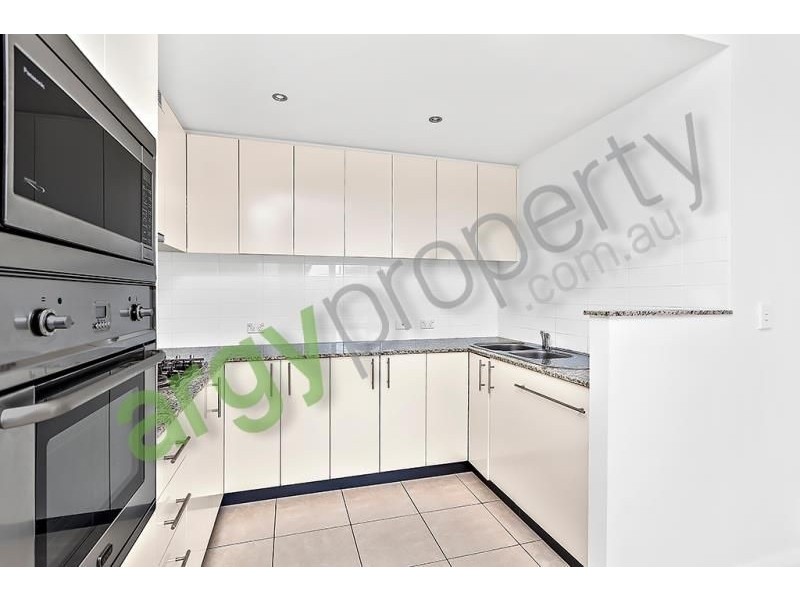 29/1 Bay Drive, Meadowbank NSW 2114