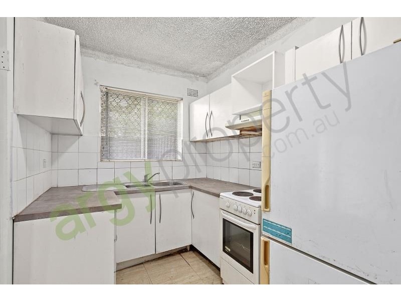 1/18 Nicoll Street, Roselands NSW 2196