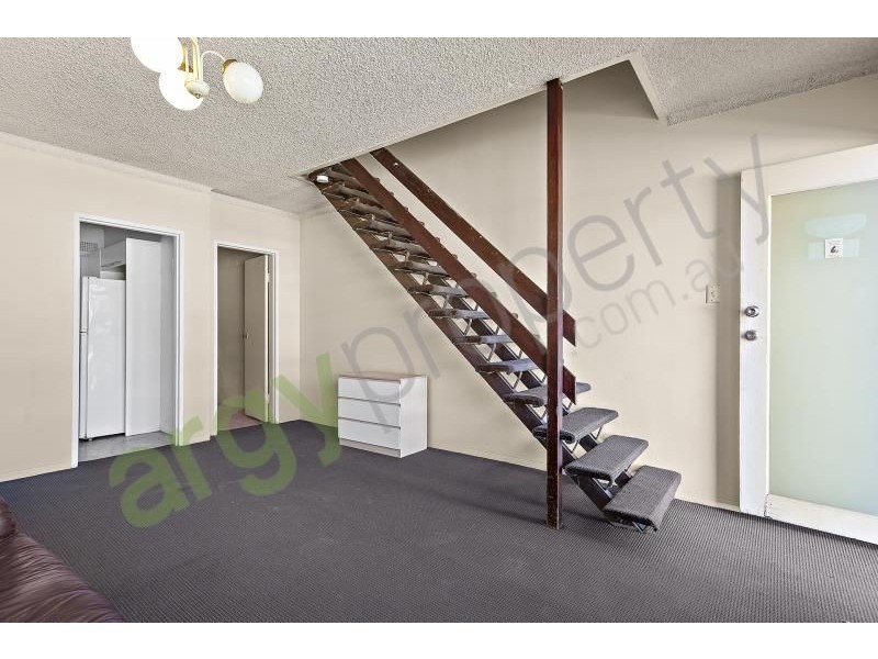 6/48 Stoddart Street, Roselands NSW 2196