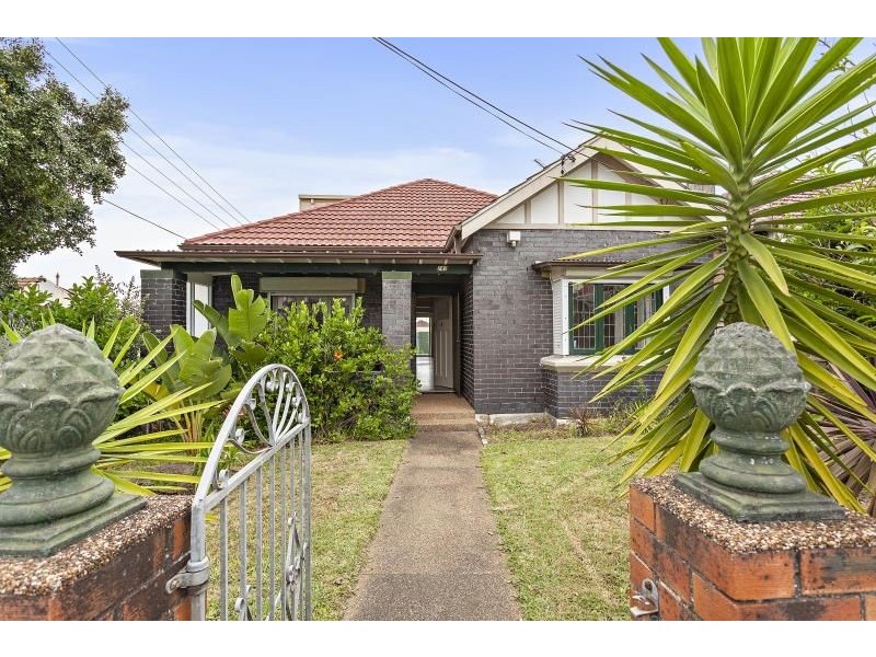 242 Forest Road, Bexley NSW 2207