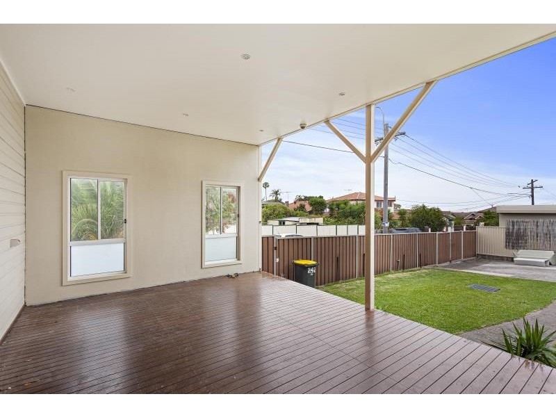 242 Forest Road, Bexley NSW 2207