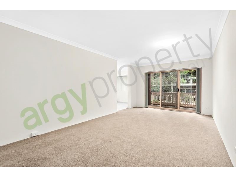 3/22-24 Hampton Court Rd, Carlton NSW 2218