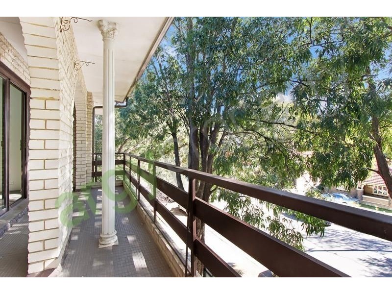 8/48-50 Hampton Court Road, Carlton NSW 2218