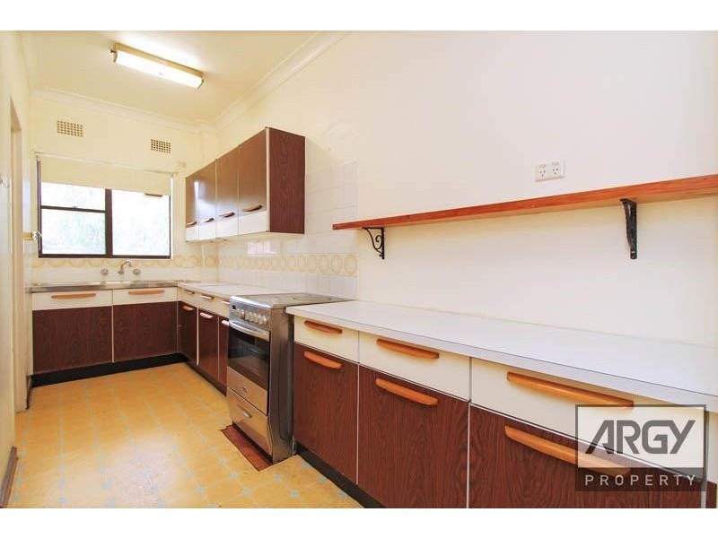 10/24 Jubilee Avenue, Carlton NSW 2218