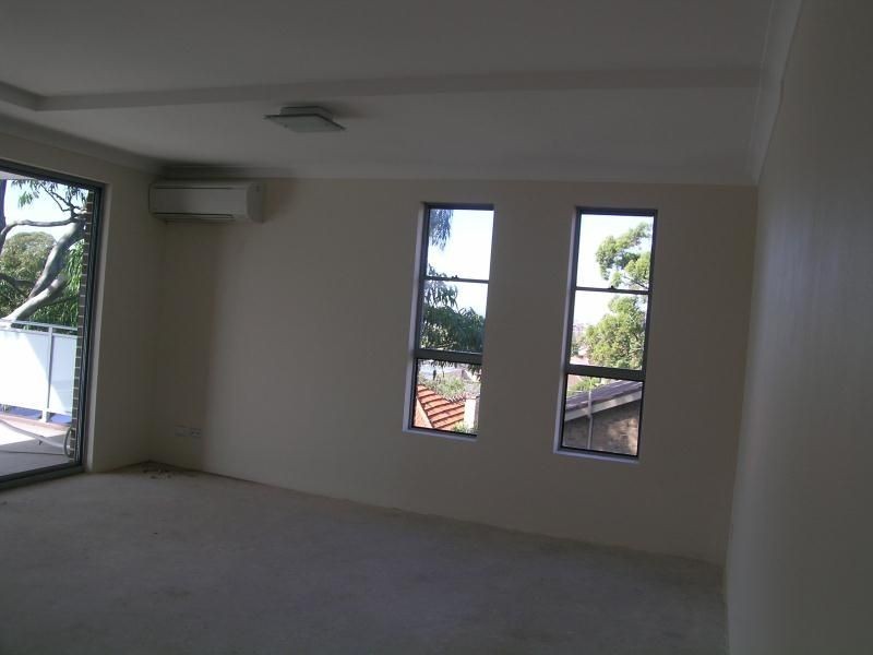 68-70 Hampton Court Road, Carlton NSW 2218