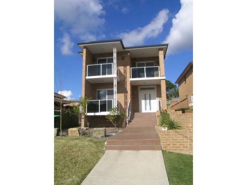 18 Burraneer Close, Allawah NSW 2218