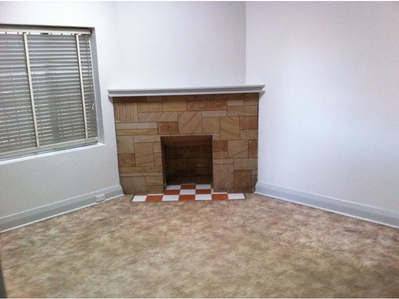 63 Universal Street, Eastlakes NSW 2018