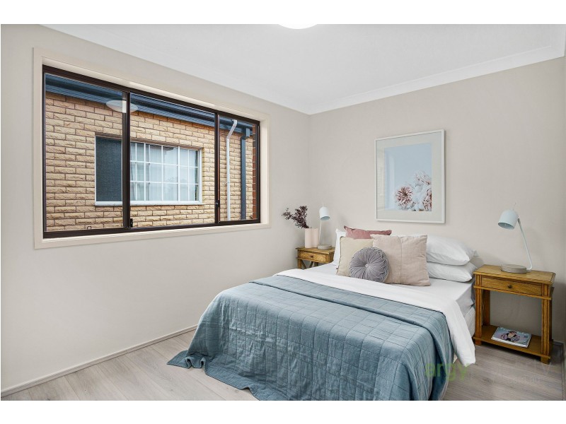 8b Shaw Street, Kogarah NSW 2217