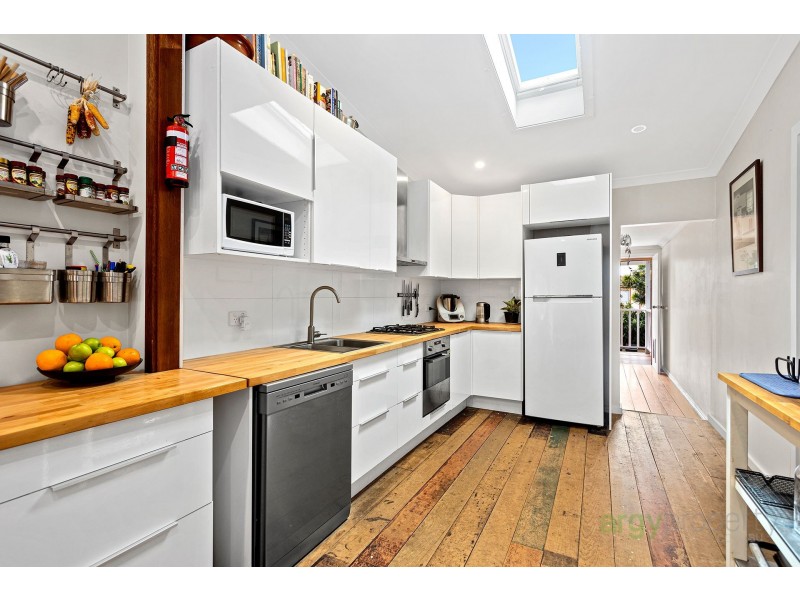 4 Henry Street, Carlton NSW 2218