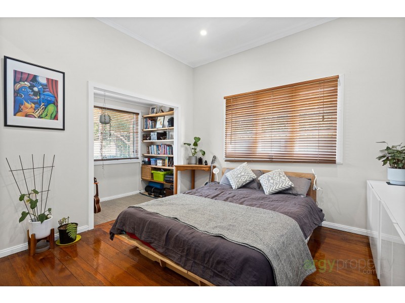 4 Henry Street, Carlton NSW 2218