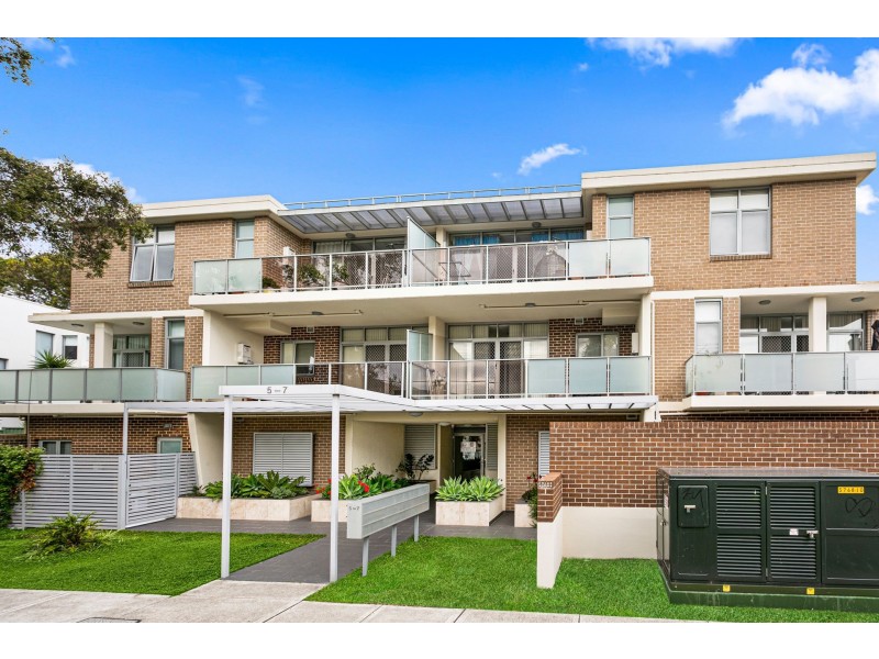 23/5-7 Richards Avenue, Peakhurst NSW 2210