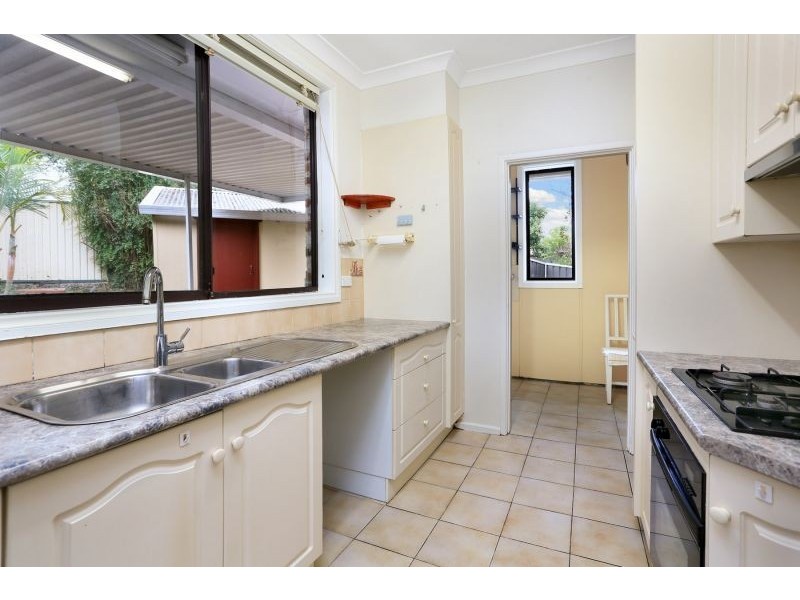 9 Ian Street, Lalor Park NSW 2147