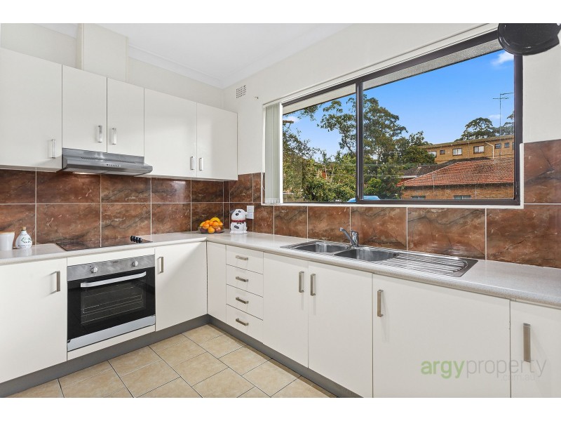 1/64-66 Hampton Court Road, Carlton NSW 2218
