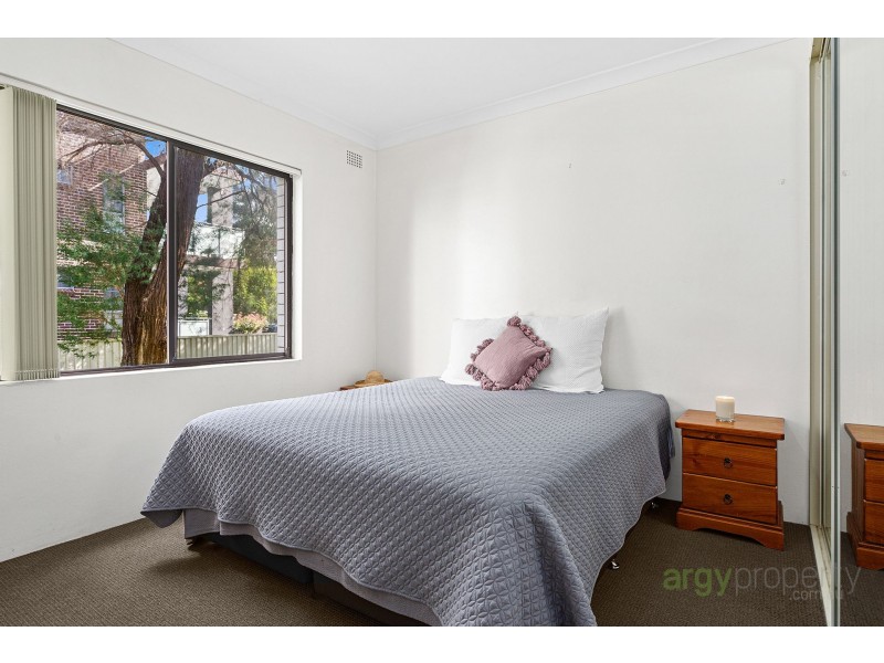 1/64-66 Hampton Court Road, Carlton NSW 2218