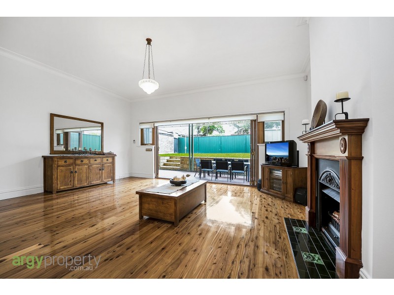 32 Grantham Street, Carlton NSW 2218