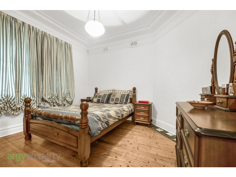 32 Grantham Street, Carlton NSW 2218