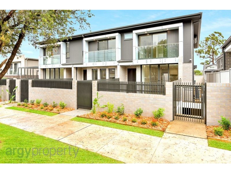 8/116-118 Karne Street North, Roselands NSW 2196