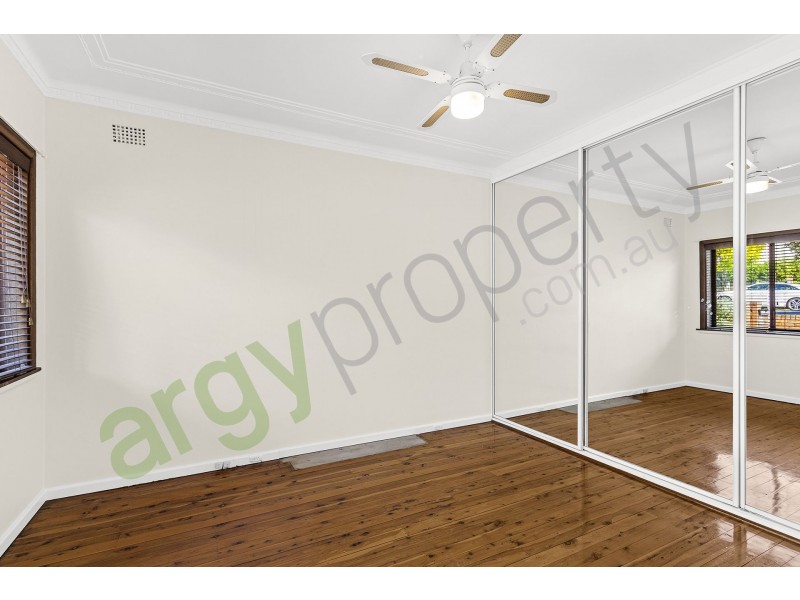 9 Mountbatten Street, Oatley NSW 2223