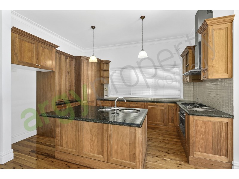 32 Grantham Street, Carlton NSW 2218