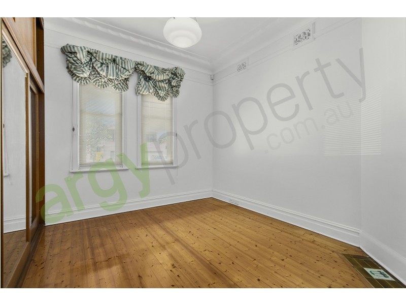 32 Grantham Street, Carlton NSW 2218
