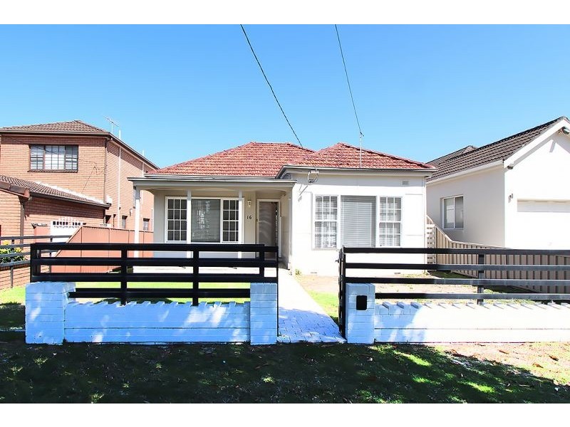16 Pasadena St, Monterey NSW 2217