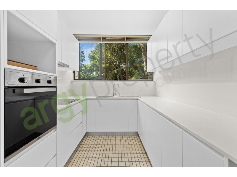 2/9 Buchanan Street, Carlton NSW 2218