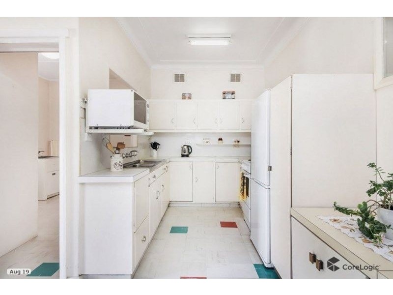 14 Bembridge Street, Carlton NSW 2218