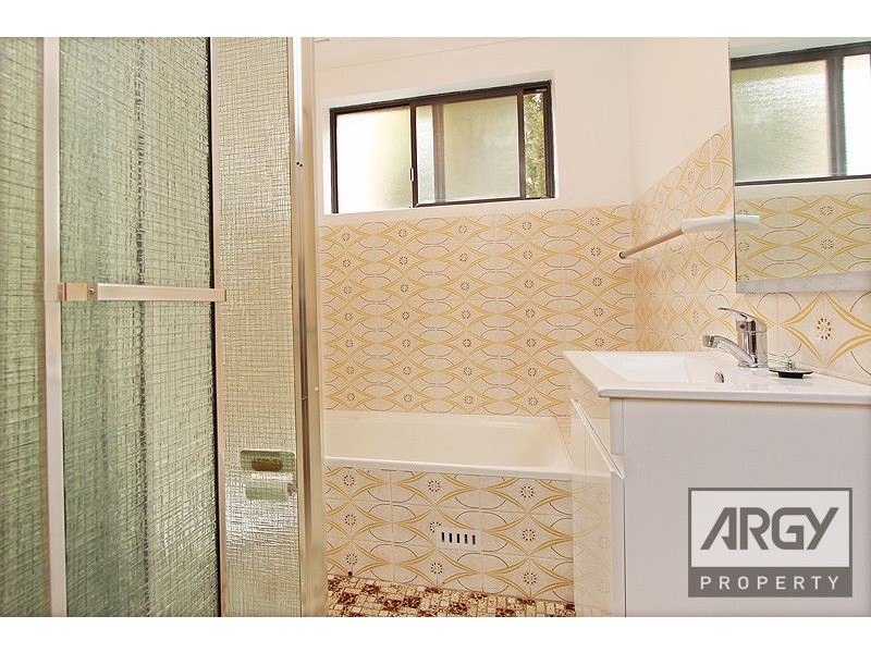 1/6 Hillcrest Avenue, Hurstville NSW 2220