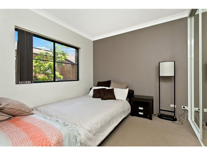 8/2-4 Railway Parade, Kogarah NSW 2217