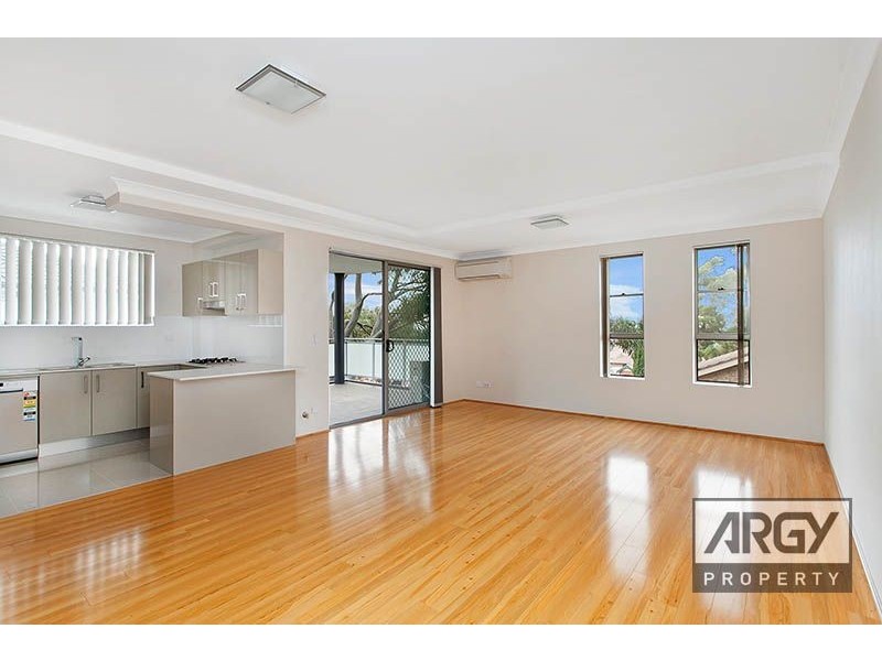 5/68-70 Hampton Court Road, Carlton NSW 2218