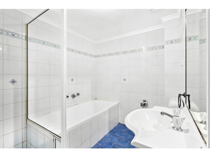 4/86-88 Woniora Road, Hurstville NSW 2220