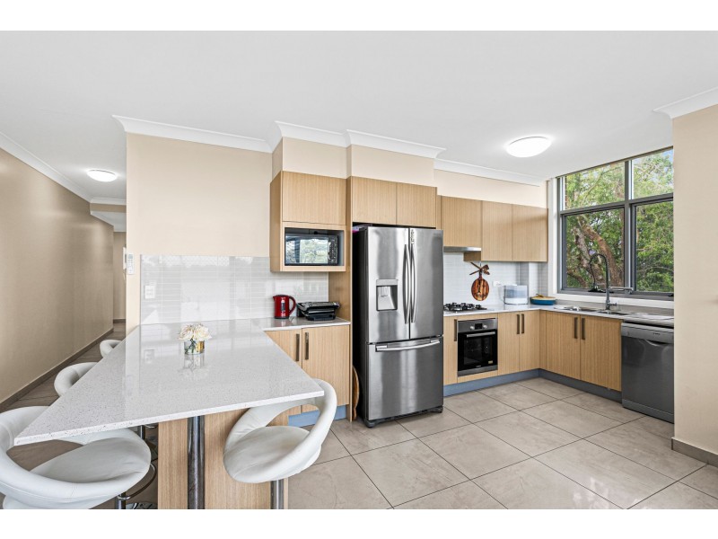 23/5-7 Richards Avenue, Peakhurst NSW 2210