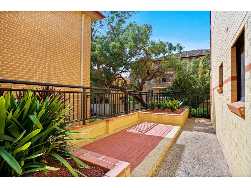 2/45 Robertson Street, Kogarah NSW 2217