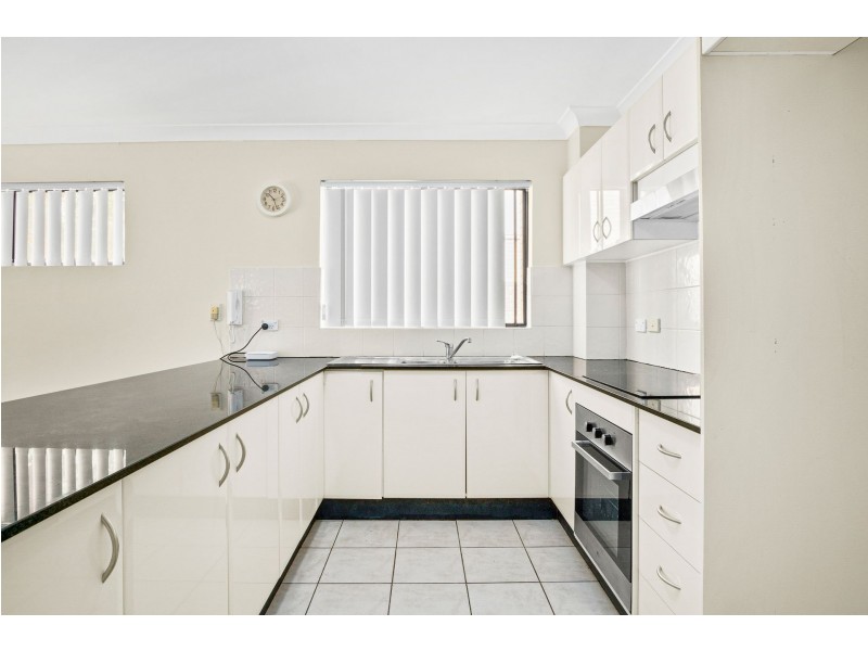 2/45 Robertson Street, Kogarah NSW 2217