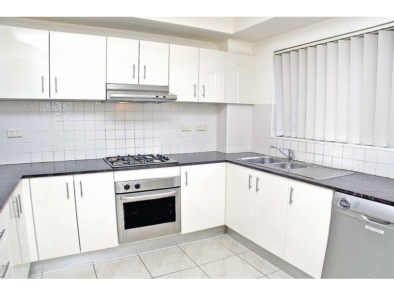 32/26-30 Premier Street, Kogarah NSW 2217