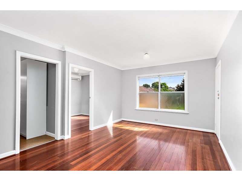 5 Ecole Street, Carlton NSW 2218