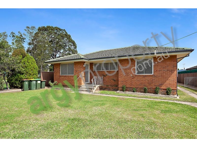 11 Hargrave Street, Leumeah NSW 2560