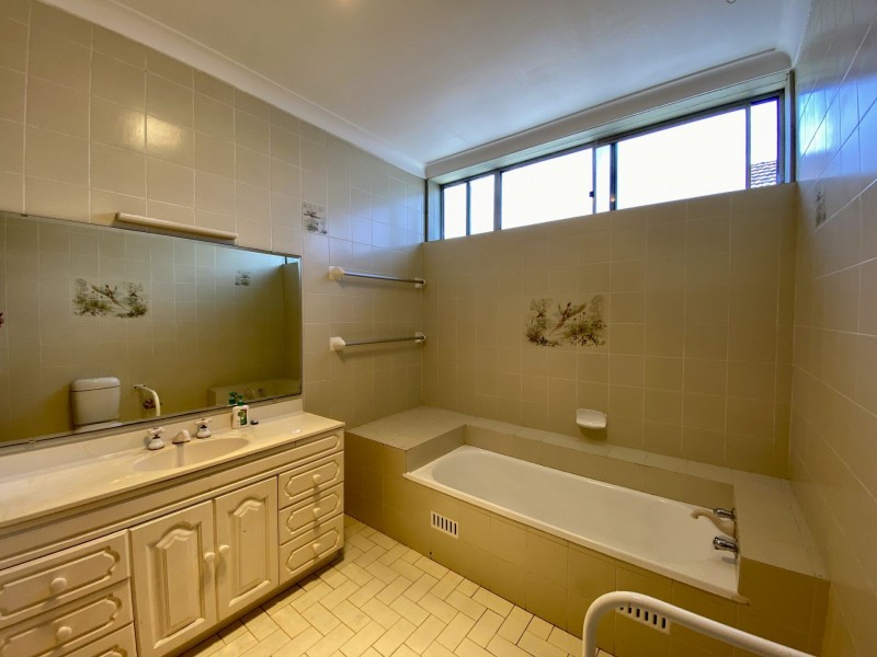 10 Glenfarne Street, Bexley NSW 2207