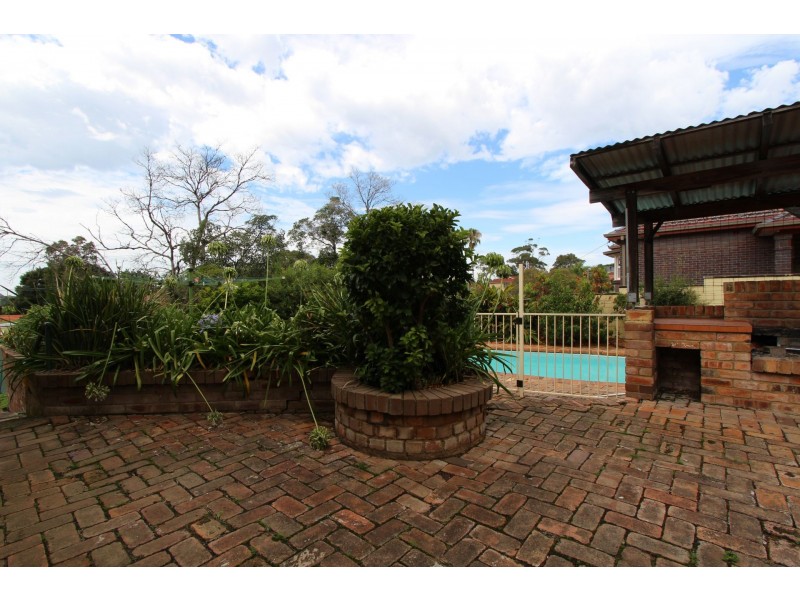 13 Dudley Street, Penshurst NSW 2222
